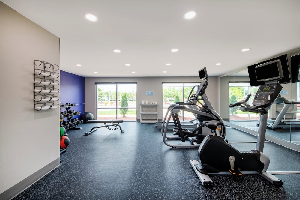 Holiday Inn Express & Suites Wilson I 95 By IHG - photo 33