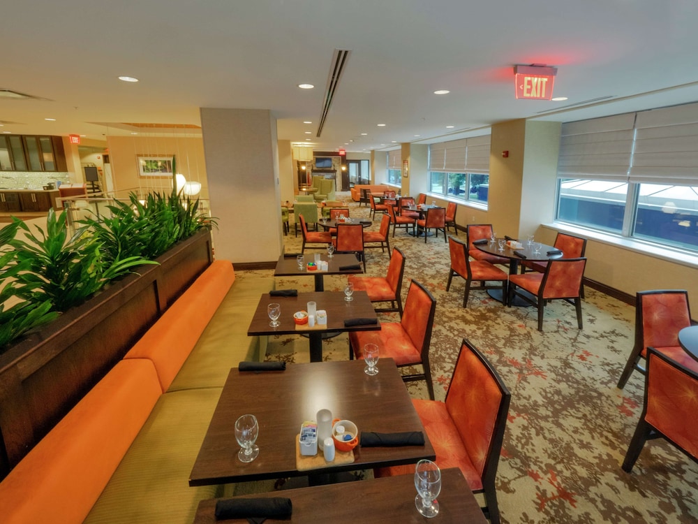 Hilton Garden Inn Buffalo Downtown - photo 44