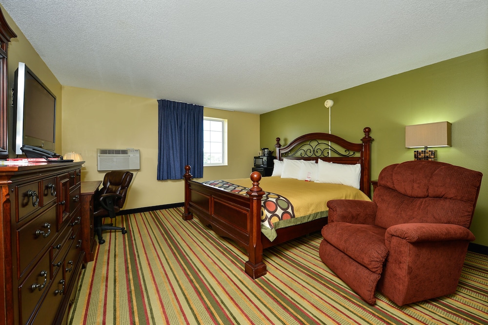Super 8 by Wyndham Minot Airport - photo 10
