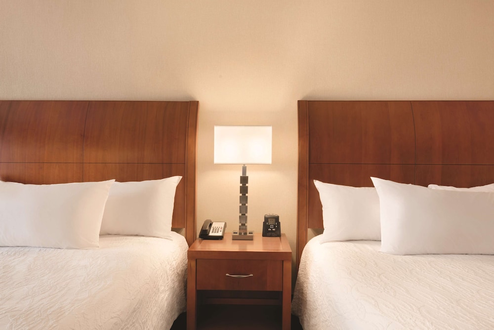 Hilton Garden Inn Akron Canton Airport - photo 11