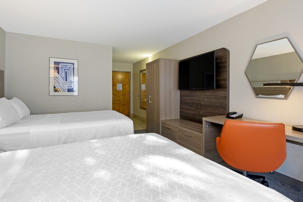 Holiday Inn Express Hotel & Suites The Villages by IHG - photo 9