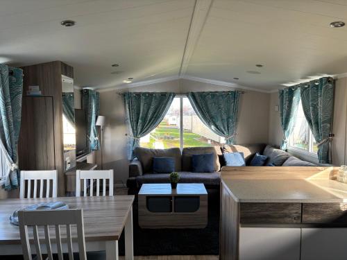 The Lay By - carbon neutral hotel in Prestonpans