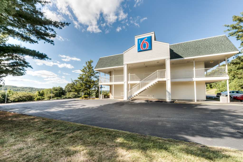 Motel 6 Niantic CT New London - photo 7