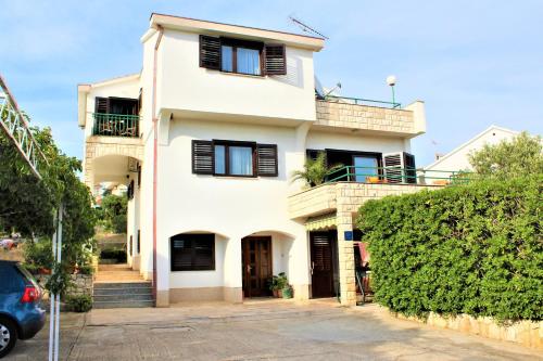 Apartments with parking space Primosten 15499 — 4-Star Luxury Hotel in Primosten, Croatia