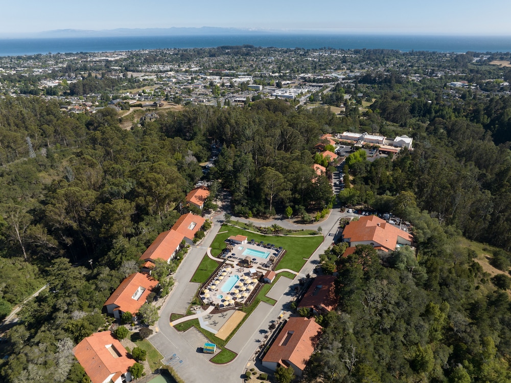 Chaminade Resort & Spa - photo 46