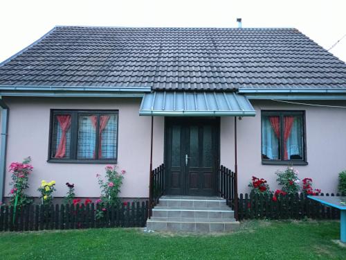 Pantića avlija Ethno household in Pozega, Serbia