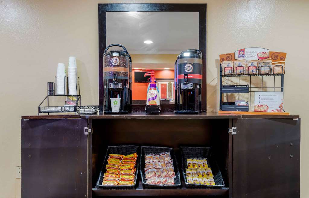 Extended Stay America Suites Elizabeth Newark Airport - photo 8