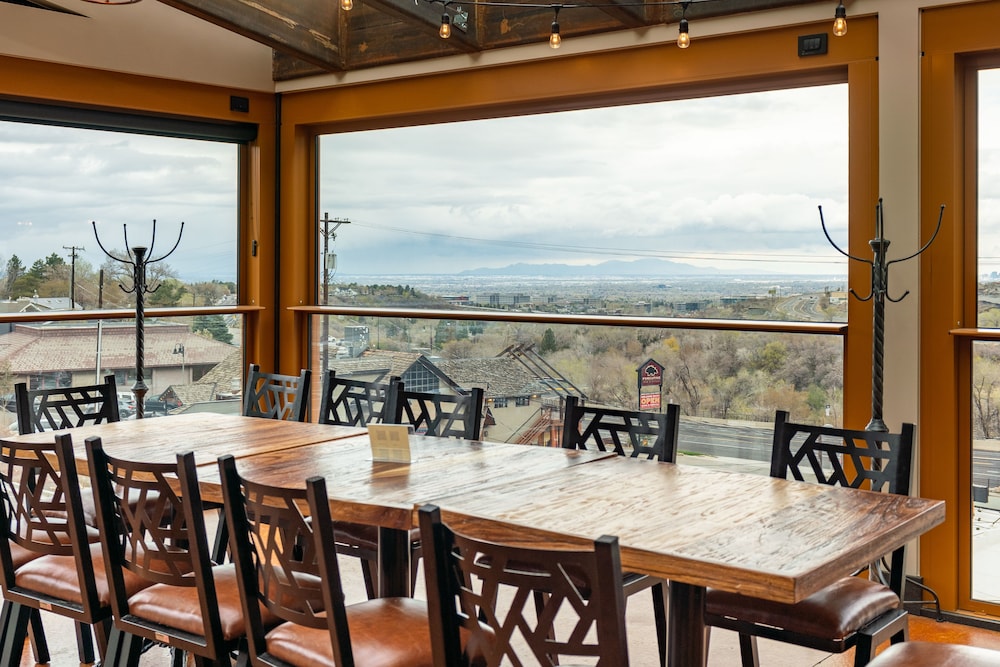 Courtyard by Marriott Salt Lake City Cottonwood - photo 60