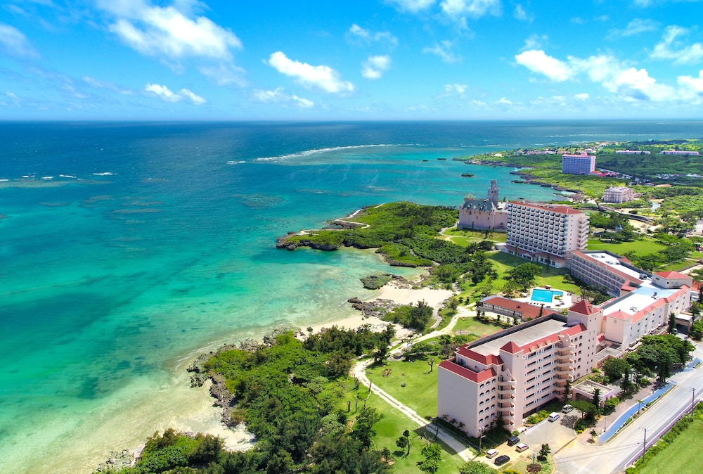 Hotel Breezebay Marina in Miyakojima, Japan