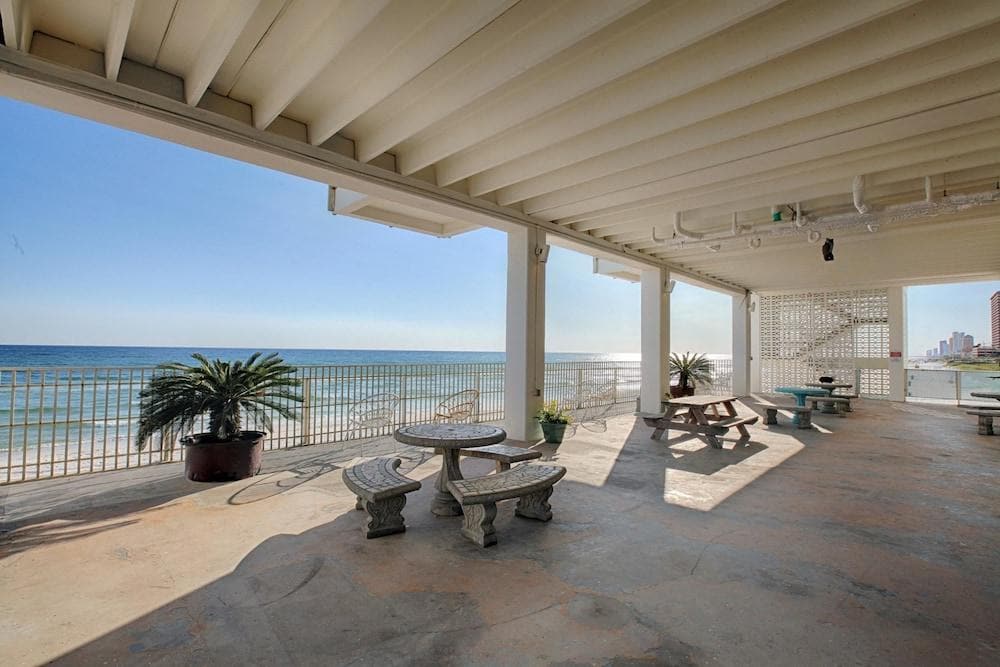 Fontainebleau Terrace by Panhandle Getaways - photo 9