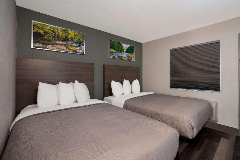 Quality Inn Elk Grove Sacramento - photo 25