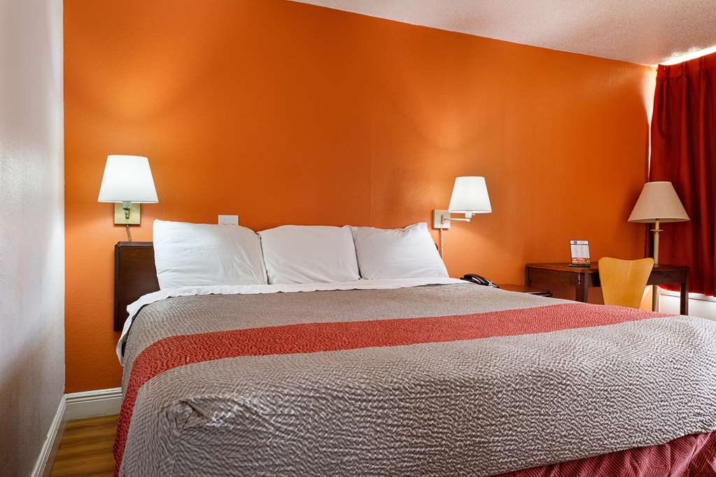 Motel 6 Natchitoches LA - photo 13