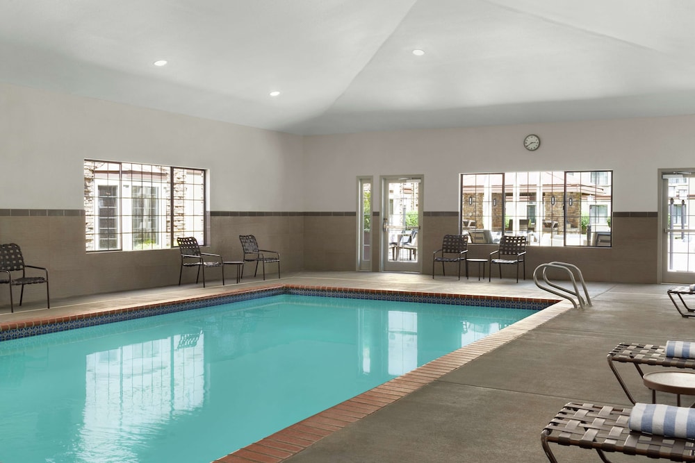 Homewood Suites by Hilton Portland Airport - photo 29