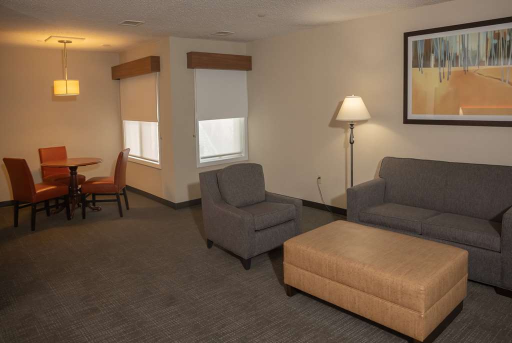 Hawthorn Suites BY Wyndham Erie - photo 12