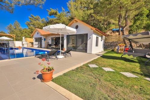 Doğa Manzaralı Villa Kozalak Kalkan — 4-Star Luxury Hotel in Kas, Turkey