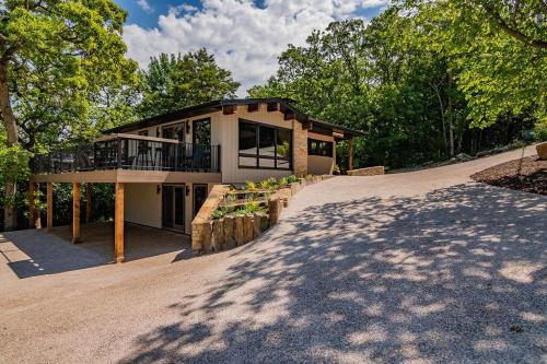 Rock Ledge Retreat — hotel near Branson Airport