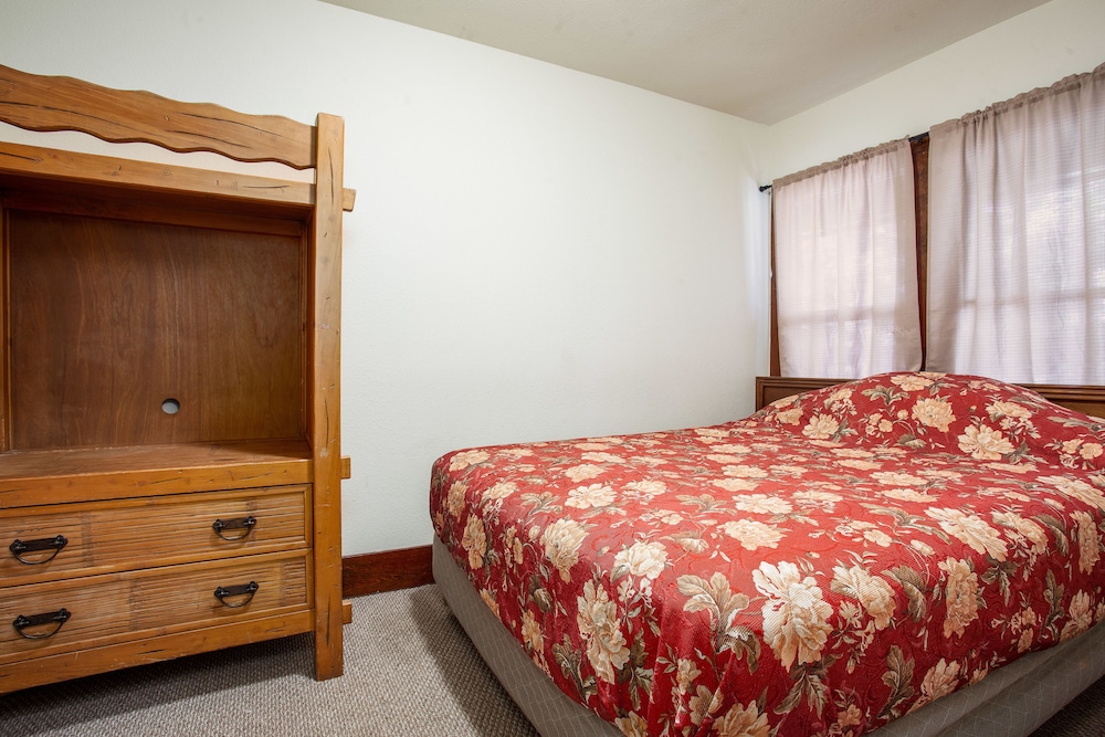 Birchcliff Resort - photo 15