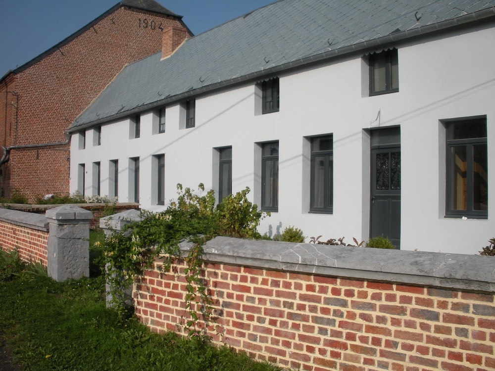 La Ferme Aux Charmes — Solre Le Chateau — photo 4