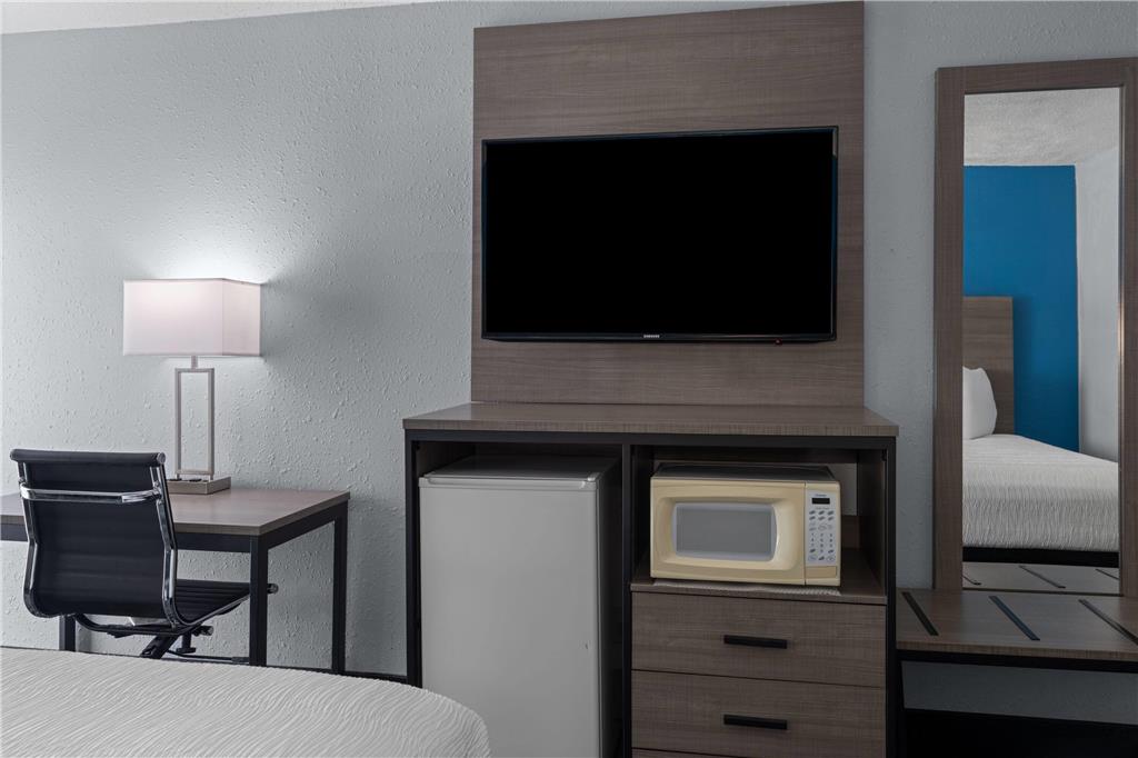Baymont by Wyndham Duluth Spirit Mountain - photo 20