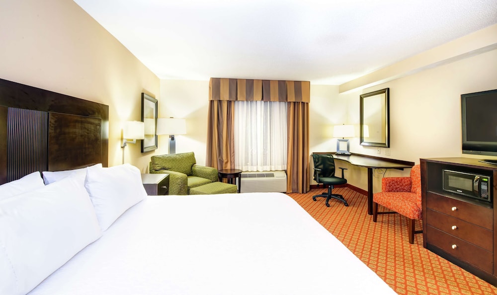 Hampton Inn Suites Scottsboro - photo 15