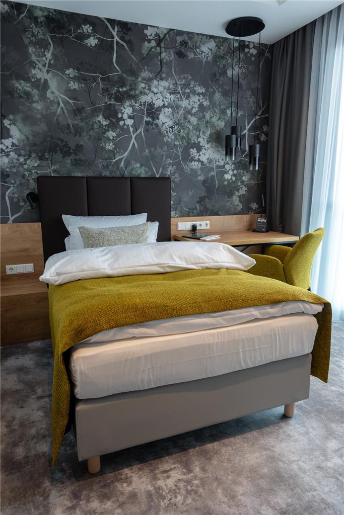 Esplanade Zimmer sRGB x