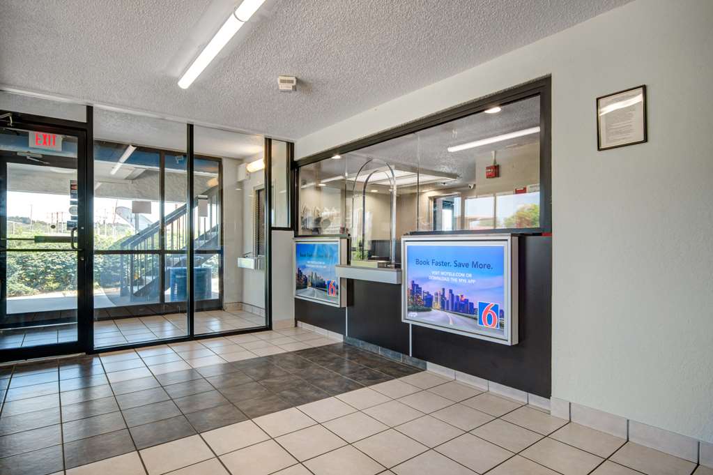 Motel 6 York PA - photo 2