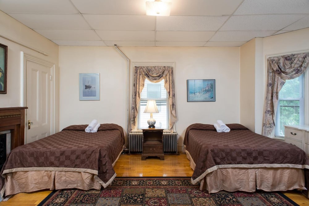 The Farrington Inn - photo 13