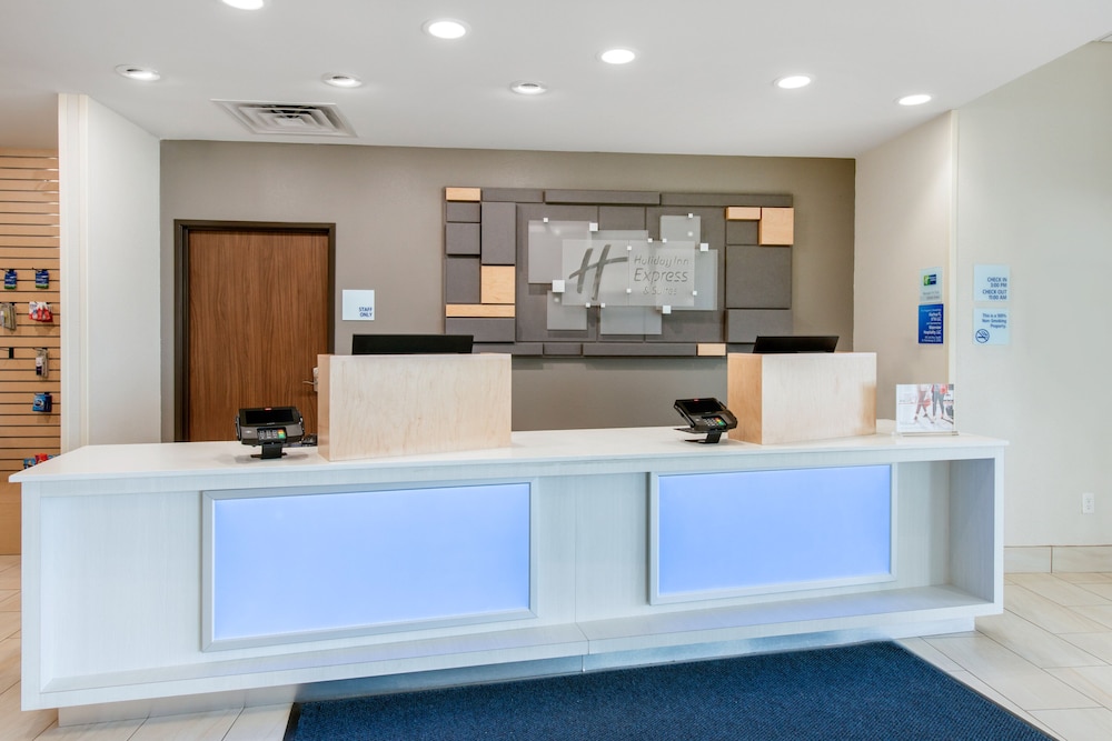 Holiday Inn Express & Suites Wildwood The Villages by IHG - photo 78