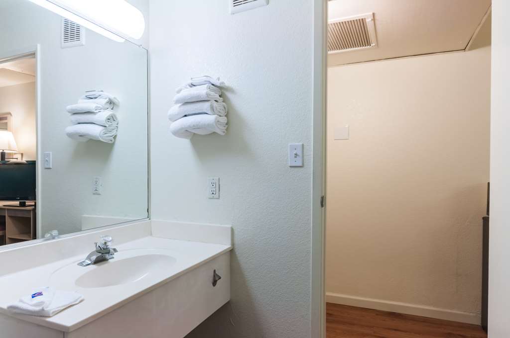 Motel 6 Green River UT - photo 21