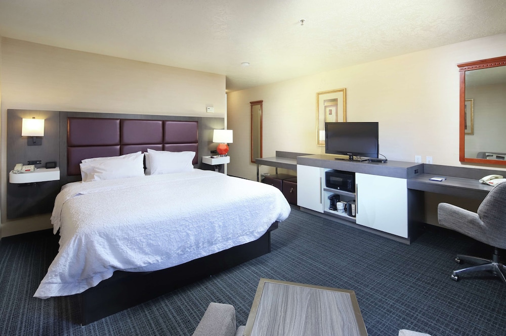 Hampton Inn Sierra Vista - photo 12