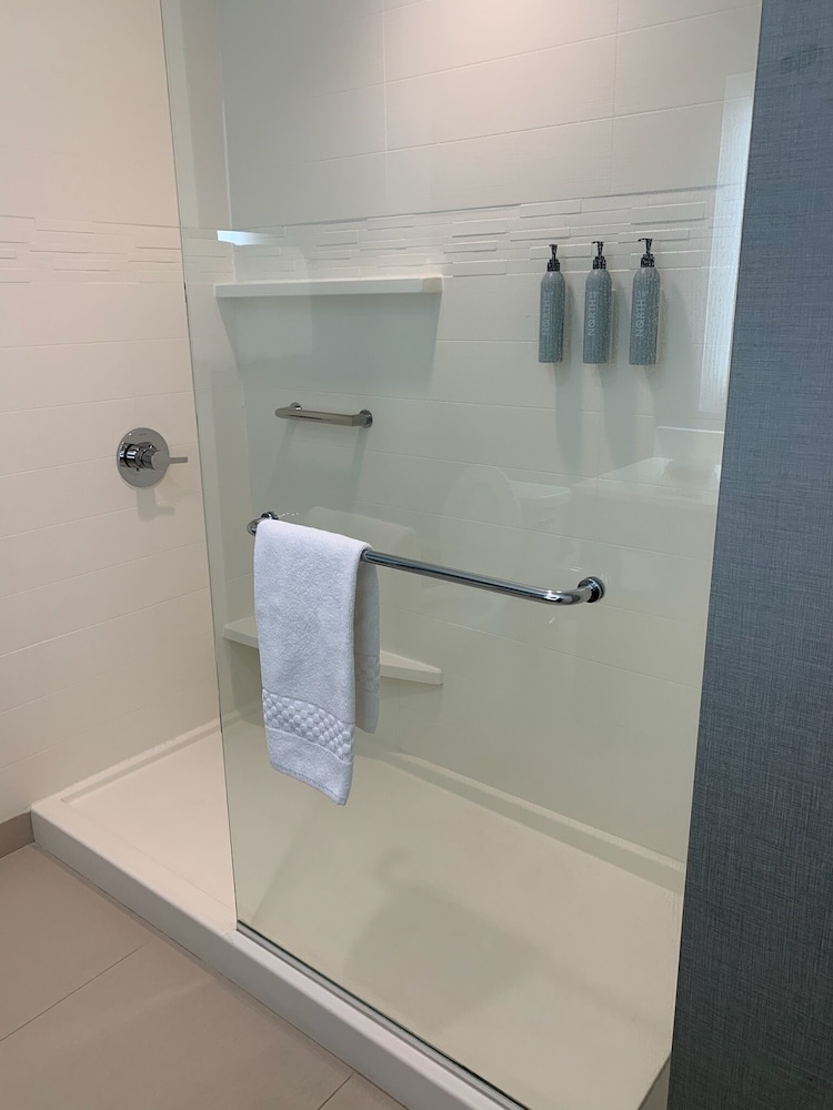 Residence Inn by Marriott Boston Bridgewater - photo 25