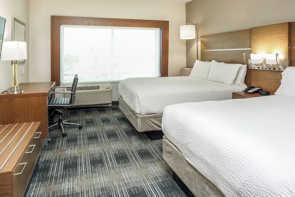 Holiday Inn Express and Suites Houston Westchase Westheimer by IHG - photo 42