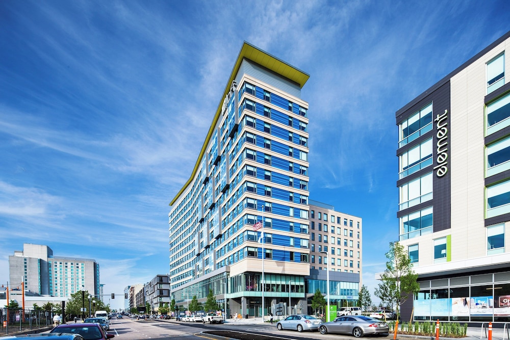 Aloft by Marriott Boston Seaport District - photo 42