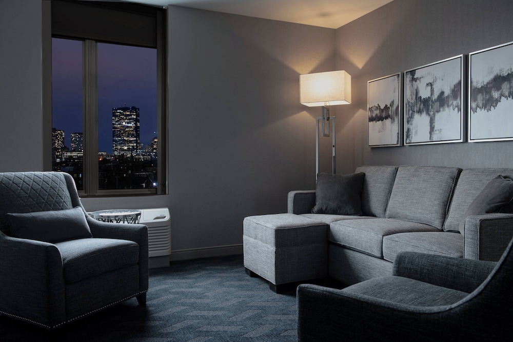 Residence Inn by Marriott Boston Downtown South End - photo 30