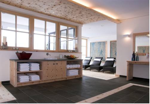 Chesa Pale — 4-Star Luxury Hotel in Fiss, Austria
