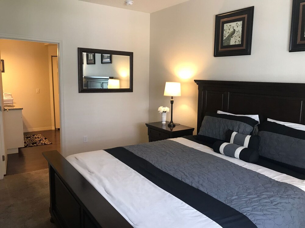 Lucaya Village 5368 Diplomat Court - photo 3