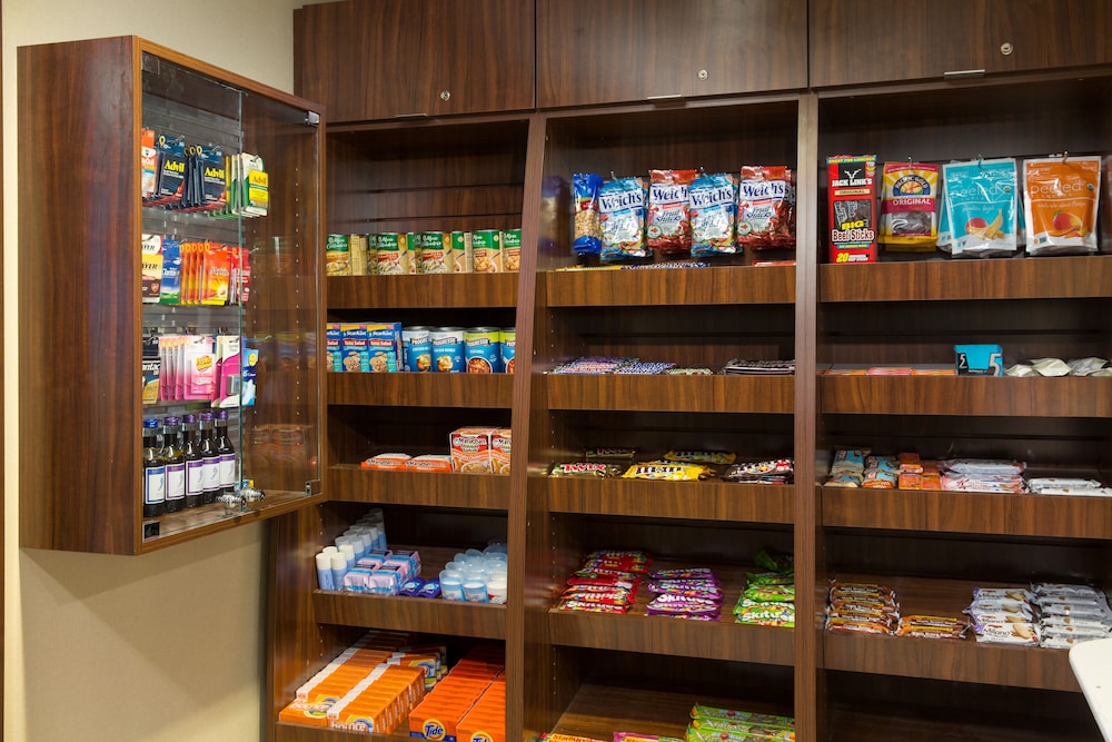 Staybridge Suites Toledo Maumee by IHG - photo 27