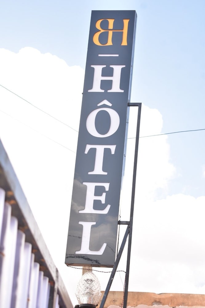 Bulon Hotel in Yaounde, Cameroon