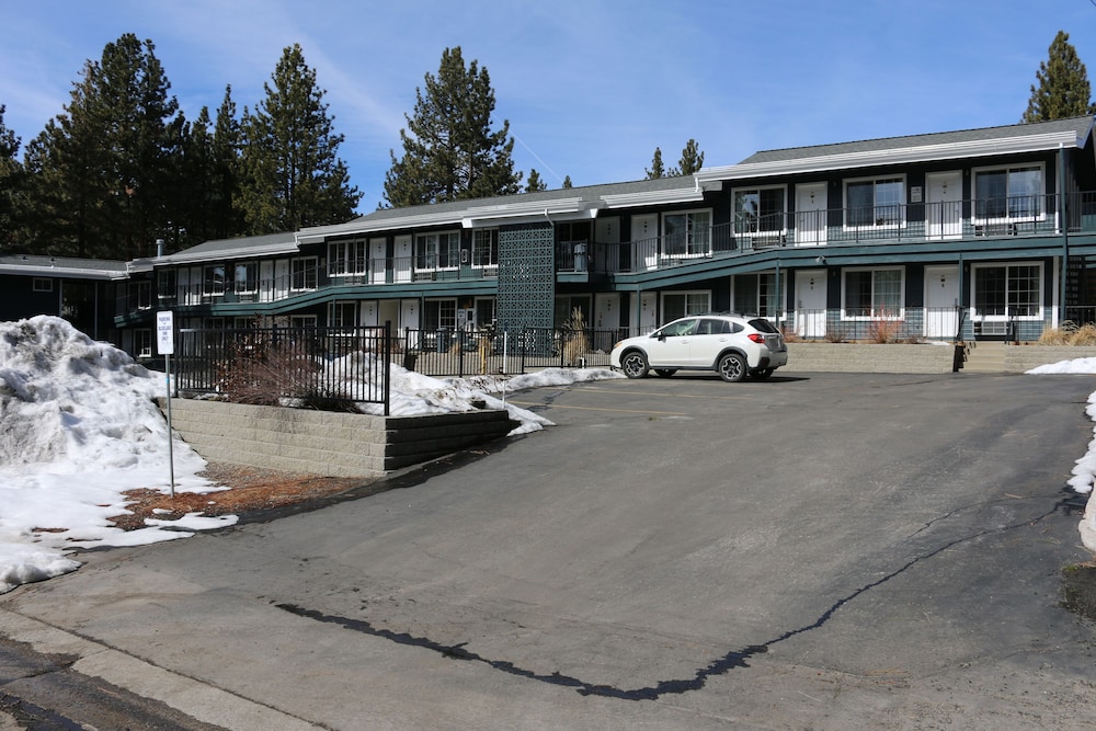 Bluelake Inn at Tahoe - photo 22