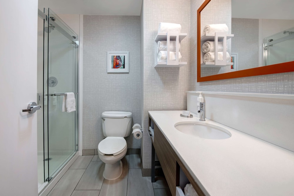 Hampton Inn Easley - photo 40