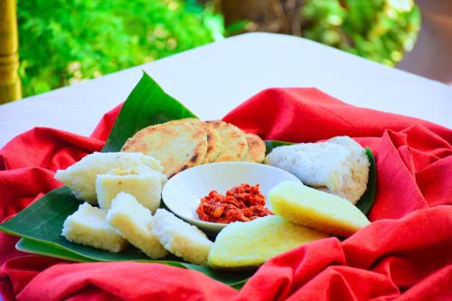 Mount View — Polonnaruwa — photo 4