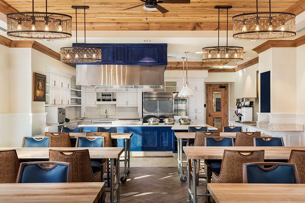 Brownwood Hotel & Spa - photo 39