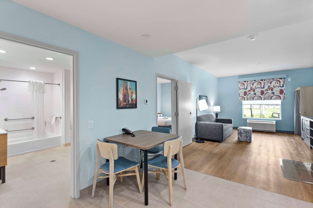 Home2 Suites By Hilton Lake Jackson - photo 8