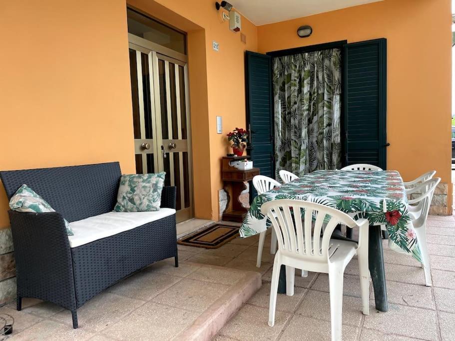 Casa Isore con 3 camere da letto — 4-Star Luxury Hotel in Pesaro, Italy