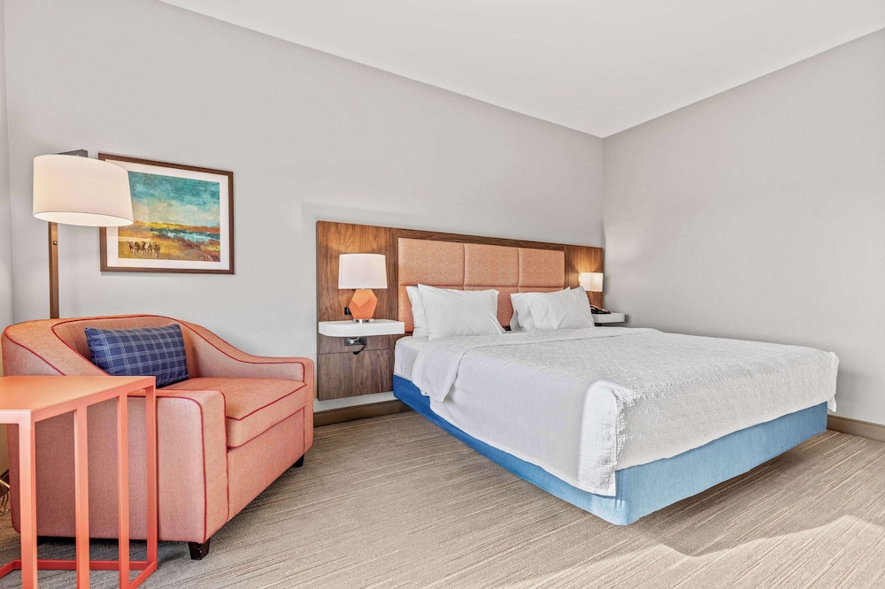 Hampton Inn Denver Northeast Brighton - photo 10