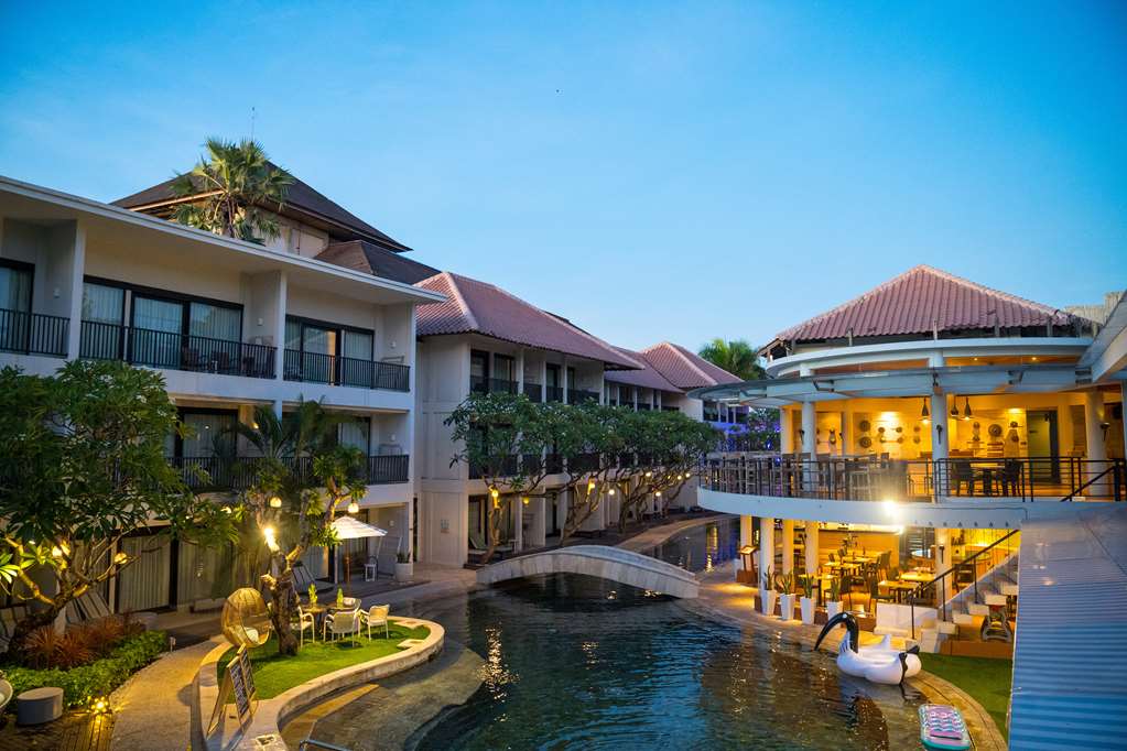 Away Bali Legian Camakila Resort