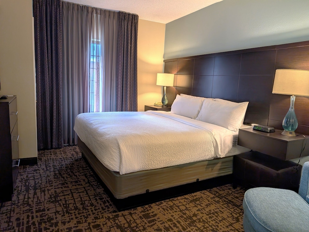 Staybridge Suites Indianapolis Fishers by IHG - photo 37