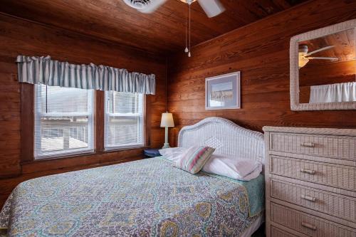 Beside the Sea by Oak Island Accommodations - photo 32