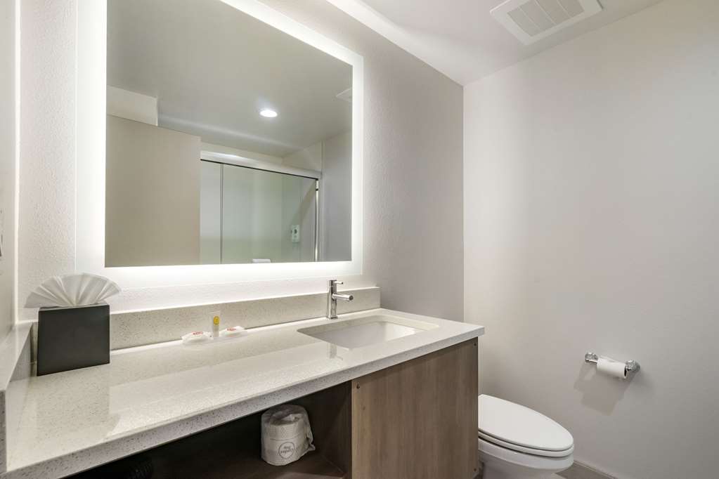 Comfort Inn & Suites New Port Richey Downtown District - photo 21