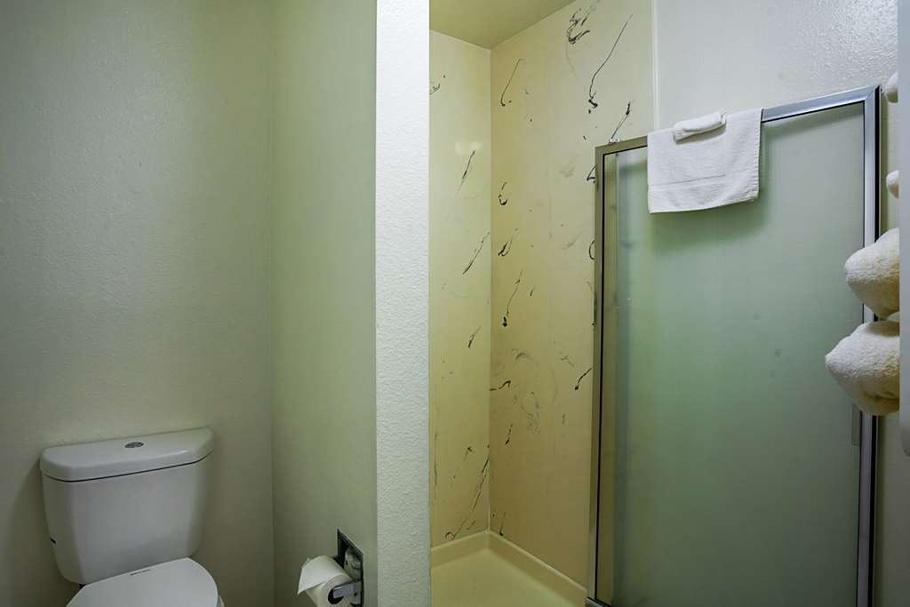Motel 6 Ventura CA Downtown - photo 16
